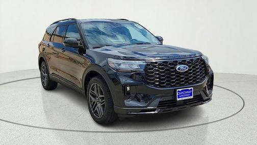 Black Metallic 2025 Ford Explorer ST-Line