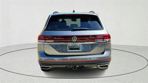 2025 Volkswagen Atlas 2.0T SE w/Technology 4MOTION