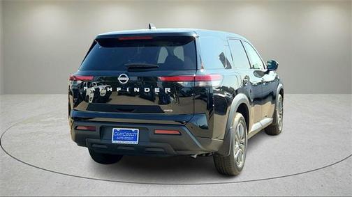 2025 Nissan Pathfinder S 4WD