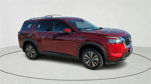 2023 Nissan Pathfinder SL FWD