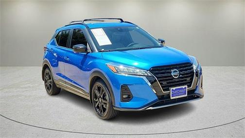 2021 Nissan Kicks SR