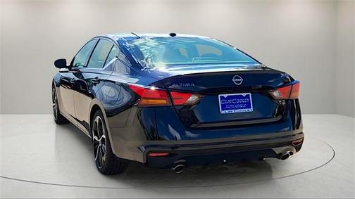 2025 Nissan Altima SR FWD