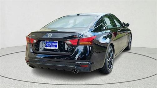 2023 Nissan Altima SR FWD