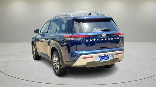 2025 Nissan Pathfinder SL FWD