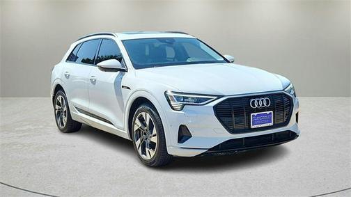 2021 Audi e-tron Premium