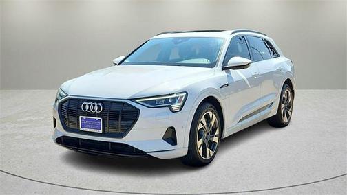2021 Audi e-tron Premium