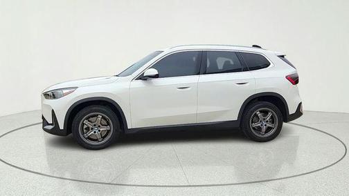 Alpine White 2023 BMW X1 xDrive28i