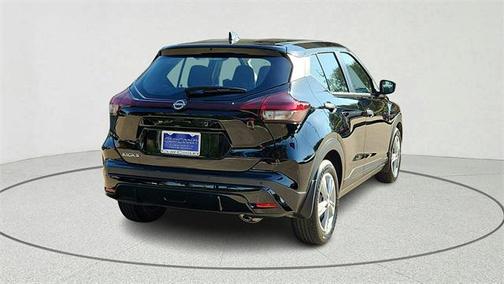 2023 Nissan Kicks S