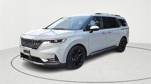 2023 Kia Carnival SX