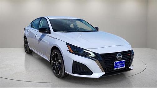 2025 Nissan Altima SR FWD