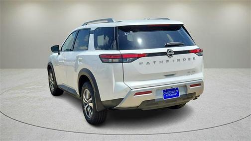 2025 Nissan Pathfinder SL 4WD