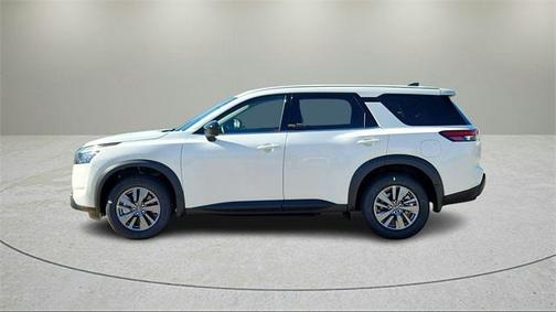 2025 Nissan Pathfinder S FWD
