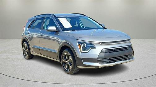 2024 Kia Niro LX