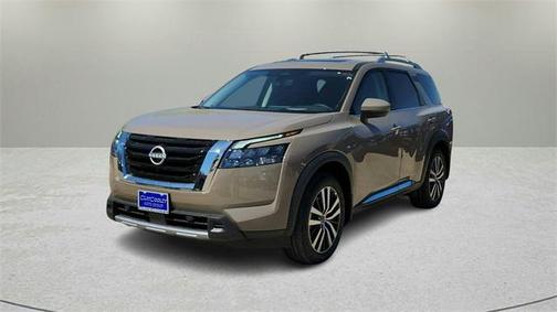 2025 Nissan Pathfinder Platinum FWD