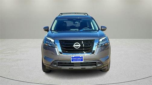 2025 Nissan Pathfinder SV FWD
