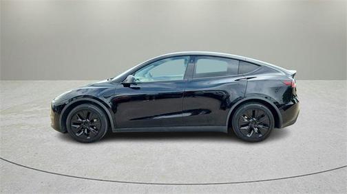 2021 Tesla Model Y Standard Range Rear-Wheel Drive