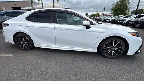 Super White 2021 Toyota Camry SE