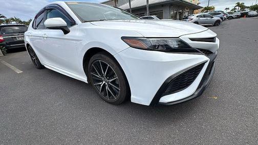 Super White 2021 Toyota Camry SE