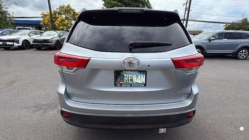 Celestial Silver Metallic 2018 Toyota Highlander