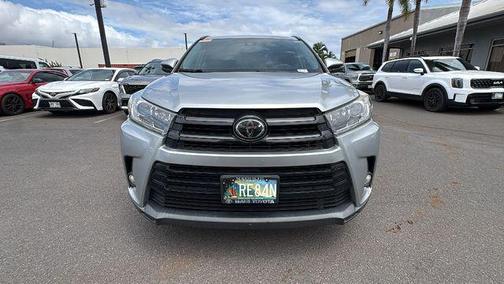 Celestial Silver Metallic 2018 Toyota Highlander