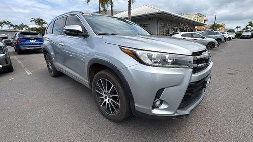 Celestial Silver Metallic 2018 Toyota Highlander