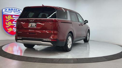 2023 Kia Carnival LX