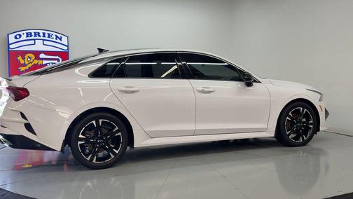 Glacial White Pearl 2023 Kia K5 GT-Line