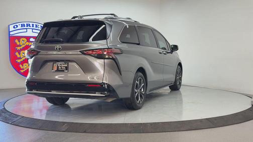 Heavy Metal 2026 Toyota Sienna Platinum