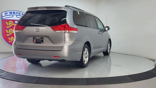 Silver Sky Metallic 2013 Toyota Sienna LE
