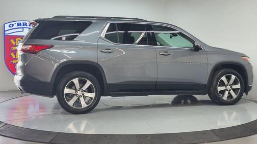 Satin Steel Metallic 2020 Chevrolet Traverse LT Leather