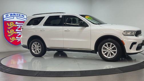 White Knuckle Clearcoat 2023 Dodge Durango SXT RWD