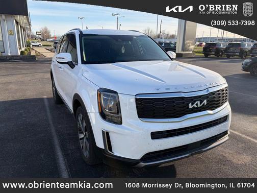 Glacial White Pearl 2022 Kia Telluride S