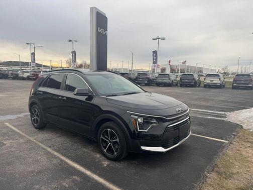 2023 Kia Niro EX