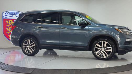 Blue 2017 Honda Pilot Touring