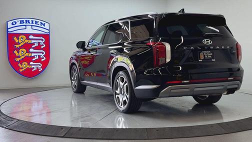 Abyss Black Pearl 2023 Hyundai PALISADE Limited