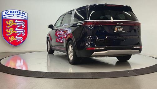 2023 Kia Carnival LX