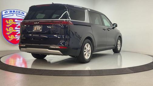 2023 Kia Carnival LX