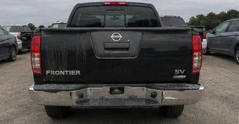 Black 2018 Nissan Frontier SV