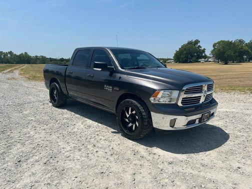 Granite Crystal Metallic Clearcoat 2019 RAM 1500 Lone Star