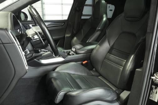 2020 Porsche Cayenne Turbo S