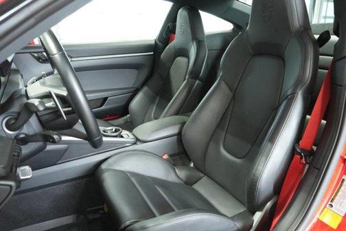 2020 Porsche 911 Carrera S