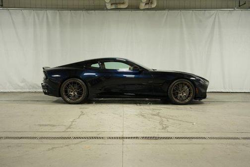 2025 Aston Martin Vanquish Base