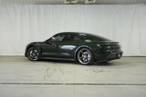 2022 Porsche Taycan 4S