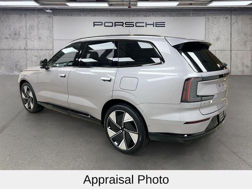 Silver 2026 Volvo EX90 TWIN MOTOR PERFORMANCE ULTRA