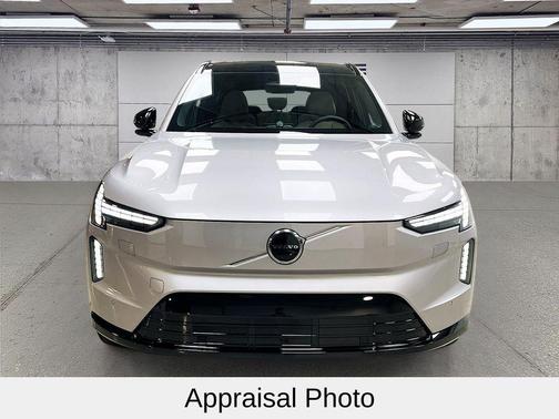Silver 2026 Volvo EX90 TWIN MOTOR PERFORMANCE ULTRA