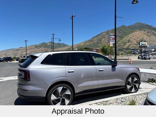 Silver 2026 Volvo EX90 TWIN MOTOR PERFORMANCE ULTRA