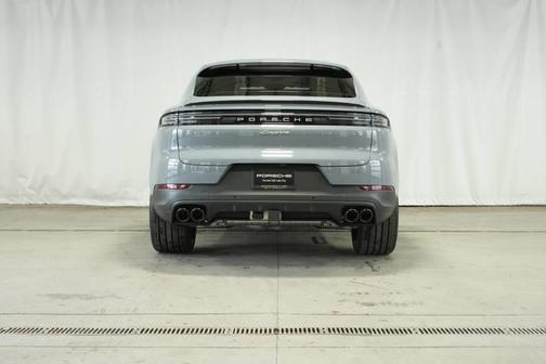 2026 Porsche Cayenne AWD