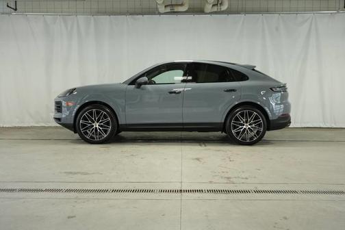 2026 Porsche Cayenne AWD