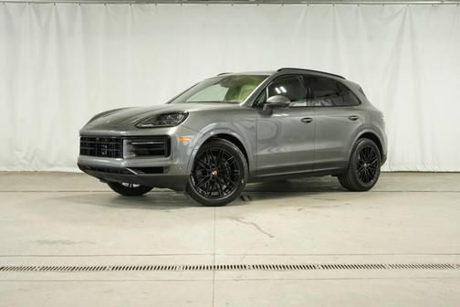 2026 Porsche Cayenne Base