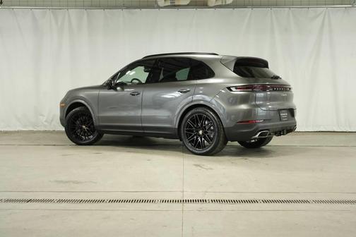 2026 Porsche Cayenne Base